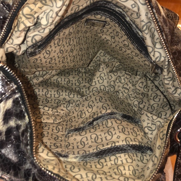 Rare Guess Leopard Print Handbag 🖤🐆 - Picture 6 of 9